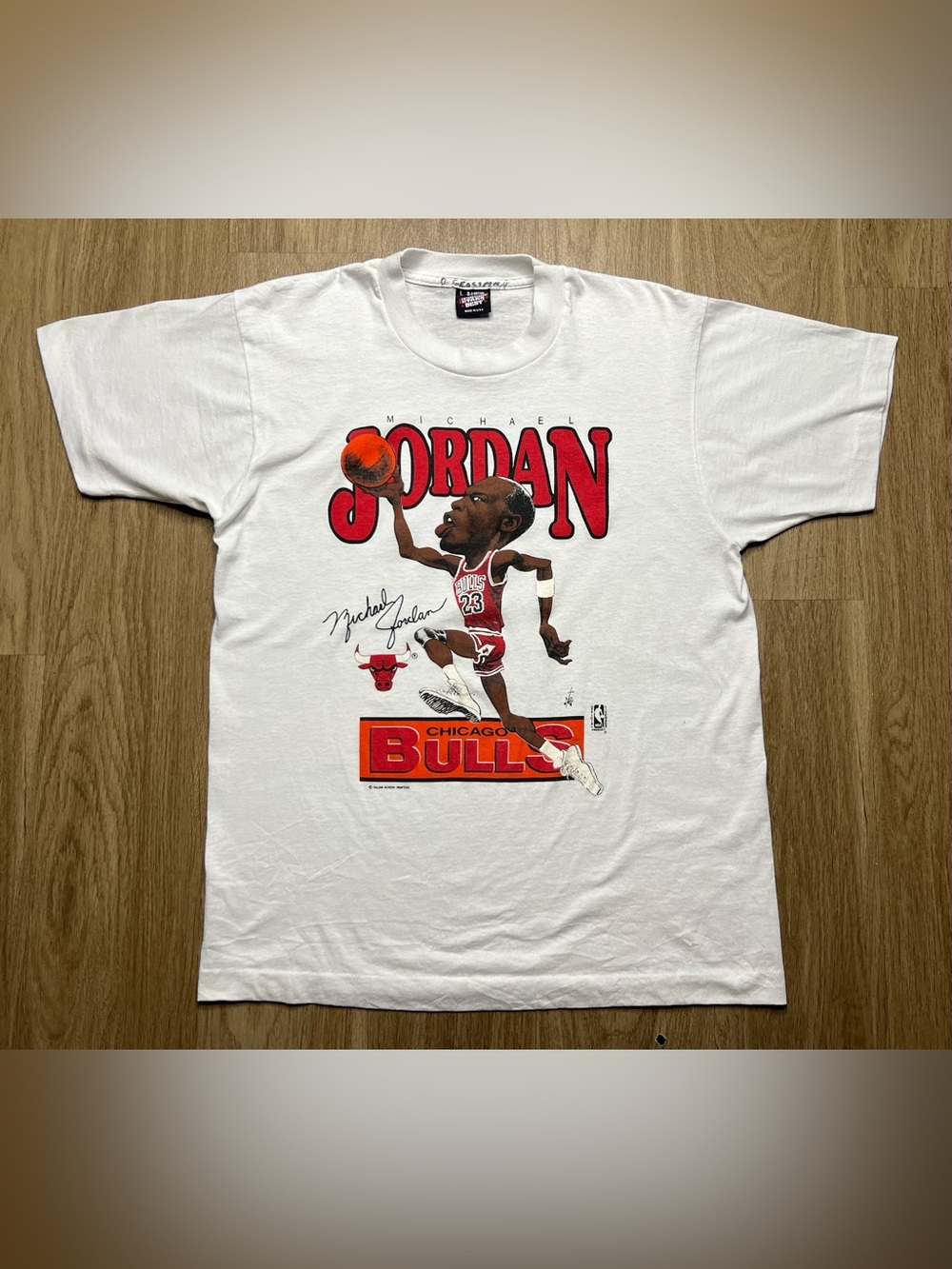 Vintage 90’s Chicago Bulls Michael Jordan caricature shirt Sz L